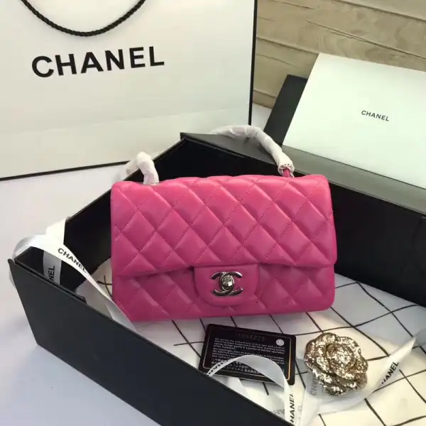 CHANEL Flap Bag Lambskin 20CM