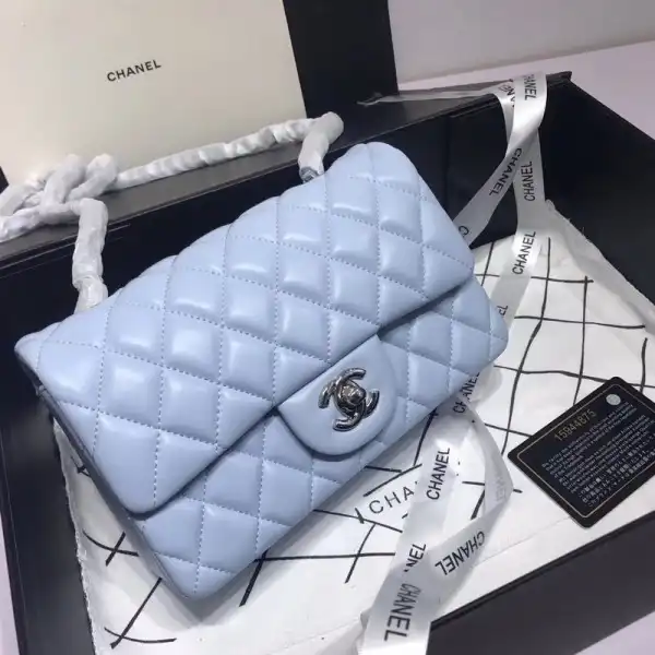 CHANEL Flap Bag Lambskin 20CM