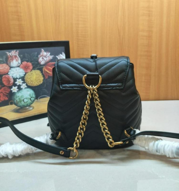 HOT SALE Gucci GG Marmont matelassé backpack 528129