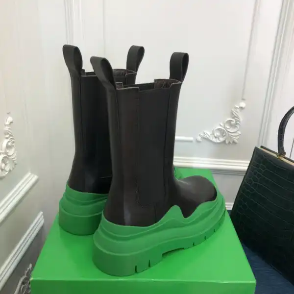 BOTTEGA VENETA TIRE