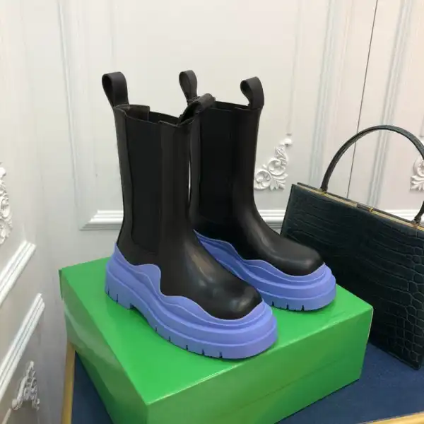 BOTTEGA VENETA TIRE