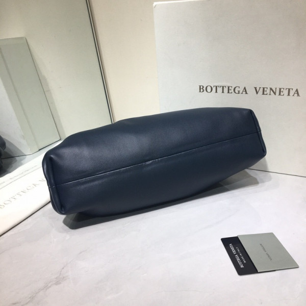 [FREE SHIPPING] BOTTEGA VENETA THE POUCH