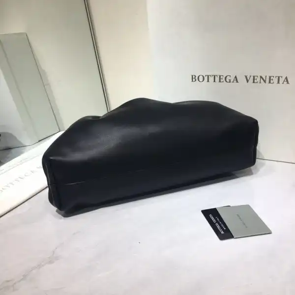 Yupoo bagsoffer BOTTEGA VENETA THE POUCH