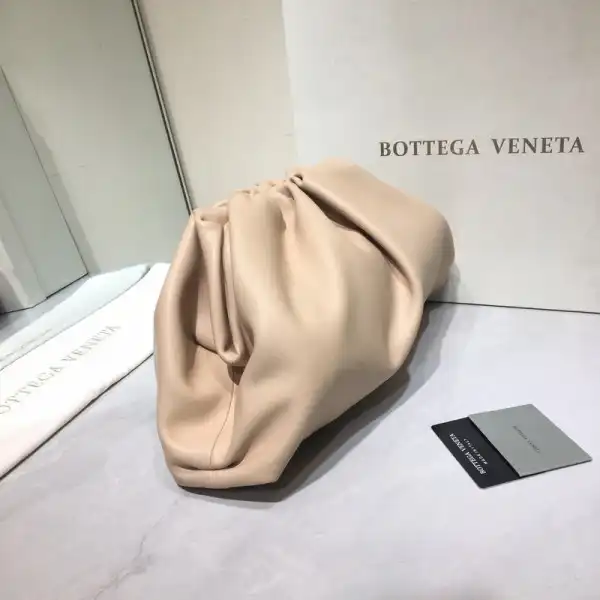 Frstbag ru BOTTEGA VENETA THE POUCH