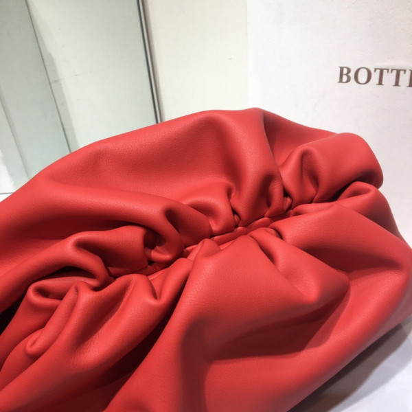 HOT SALE BOTTEGA VENETA THE POUCH