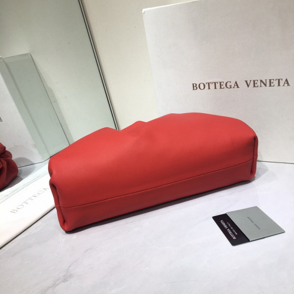 HOT SALE BOTTEGA VENETA THE POUCH