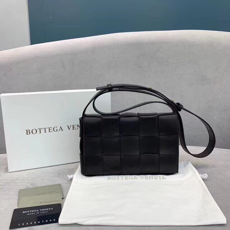 HOT SALE BOTTEGA VENETA CASSETTE