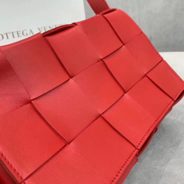 HOT SALE BOTTEGA VENETA CASSETTE