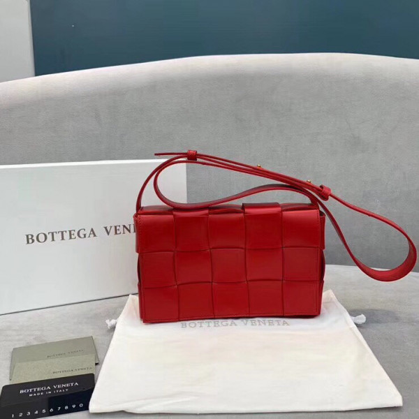 HOT SALE BOTTEGA VENETA CASSETTE