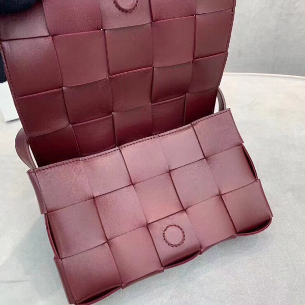 HOT SALE BOTTEGA VENETA CASSETTE