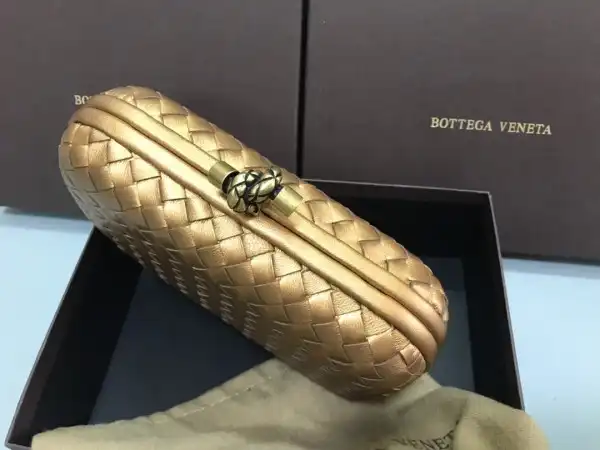 Yupoo bagsoffer BOTTEGA VENETA CHAIN KNOT