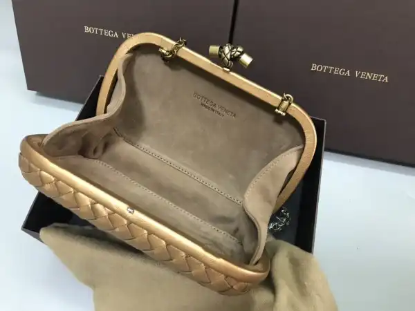 Yupoo bagsoffer BOTTEGA VENETA CHAIN KNOT