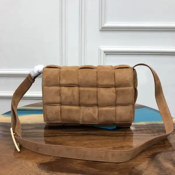 BOTTEGA VENETA CASSETTE