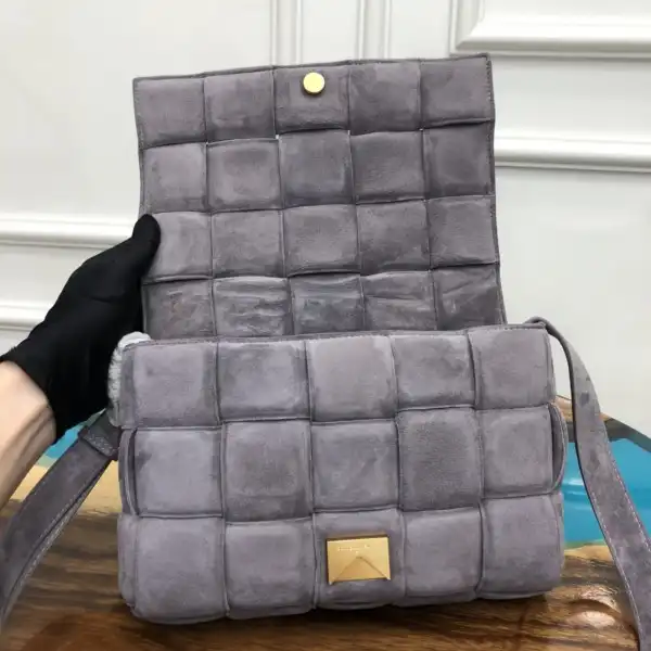 First bag ru BOTTEGA VENETA CASSETTE