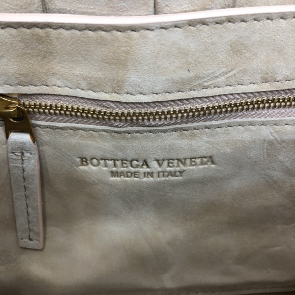 HOT SALE BOTTEGA VENETA CASSETTE