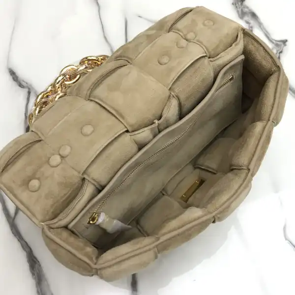 Bagsoffer BOTTEGA VENETA THE CHAIN CASSETTE