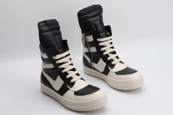 RICK OWENS SNEAKERS