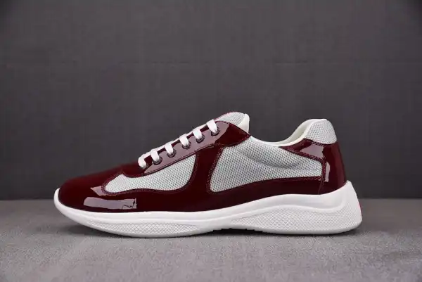 PRADA SNEAKER