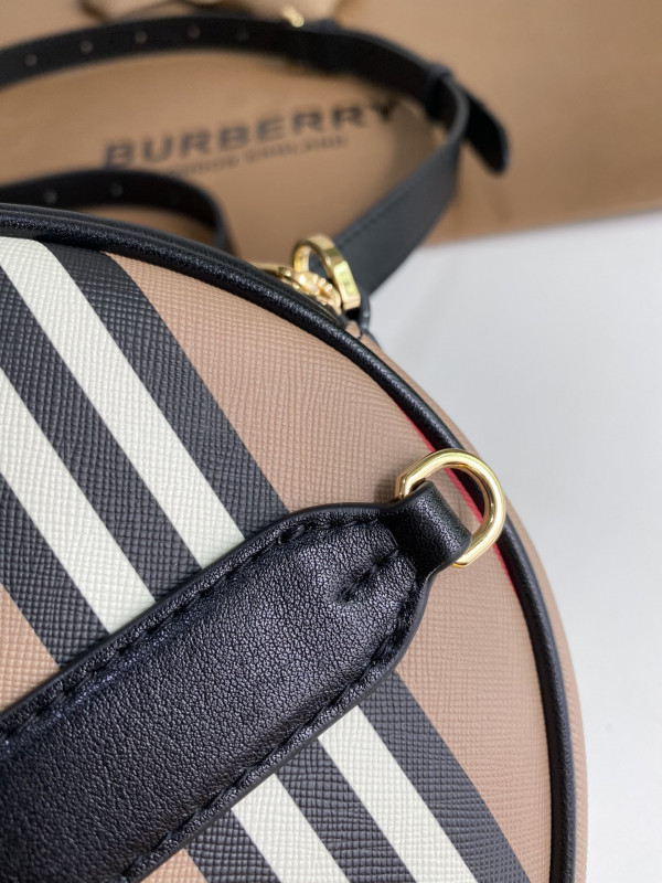 HOT SALE BURBERRY Icon Stripe E-canvas Louise Bag