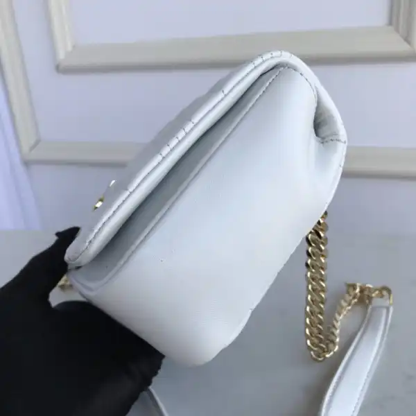 BURBERRY Lola Bag