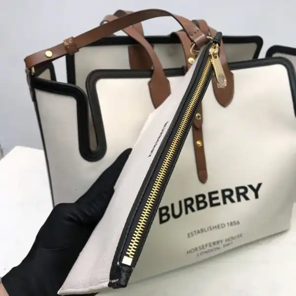 BURBERRY The Medium Soft Cotton Canvas Belt Bag