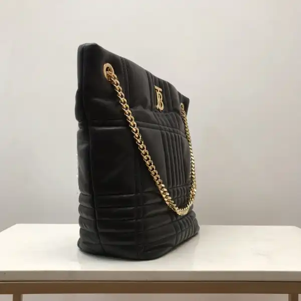 Yupoo bagsoffer BURBERRY Medium Quilted Lambskin Lola Bucket Bag