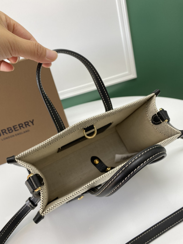 HOT SALE BURBERRY Mini Freya TOTE