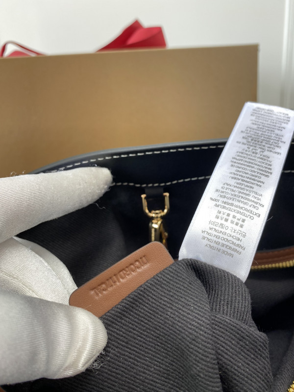 HOT SALE BURBERRY Leather Tote