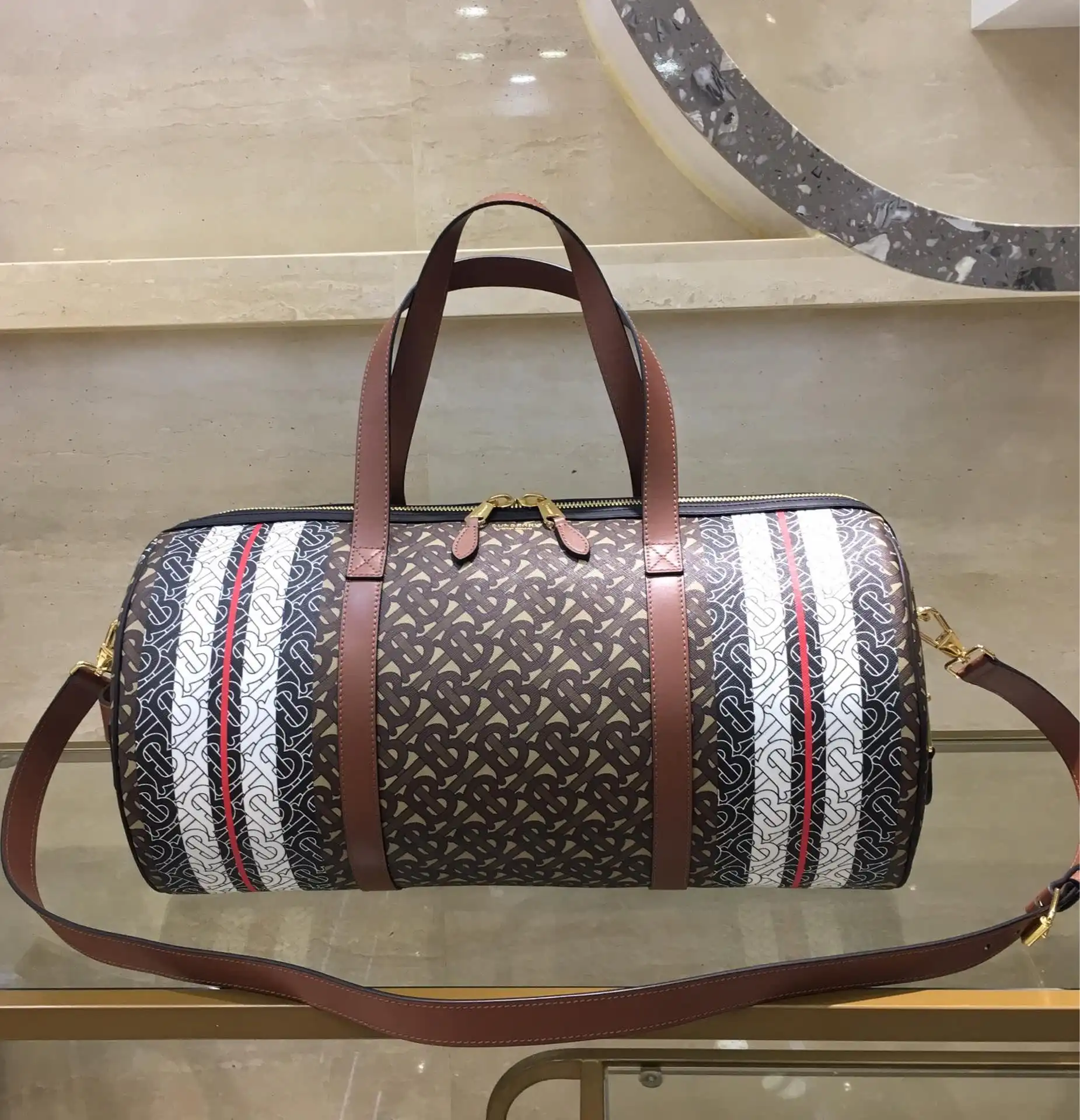 BURBERRY BARREL BAG