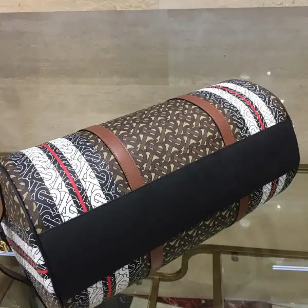 BURBERRY BARREL BAG