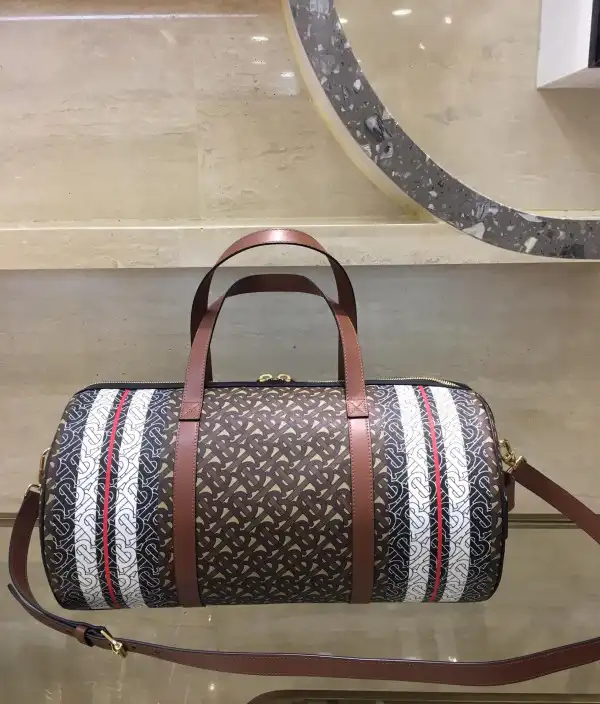 BURBERRY BARREL BAG