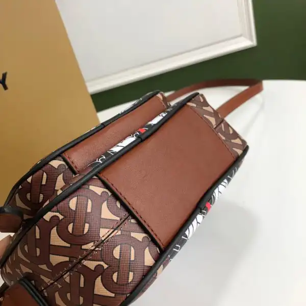 First bag ru BURBERRY Monogram Stripe E-canvas Camera Bag