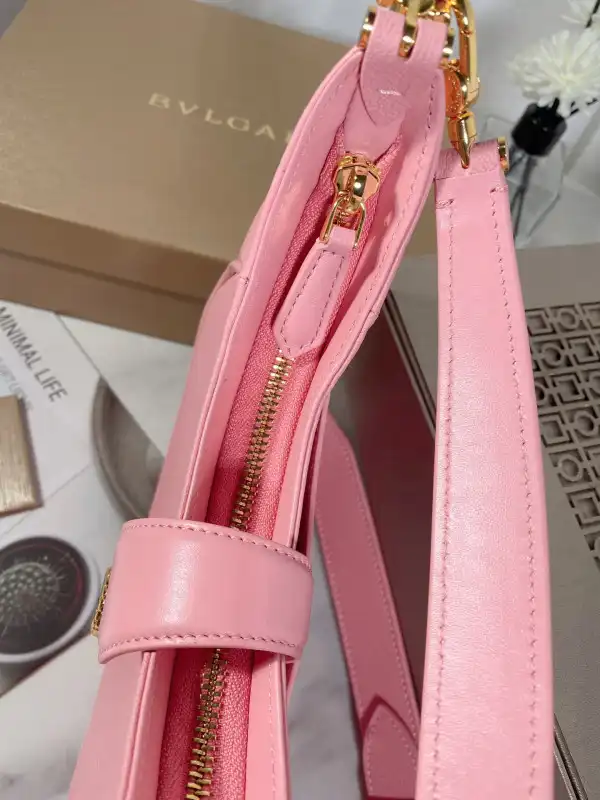 Bagsoffer yupoo BVLGARI SERPENTI ELLIPSE CROSSBODY BAG