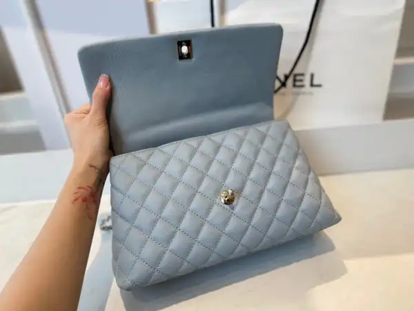 CHANEL HANDLE BAG