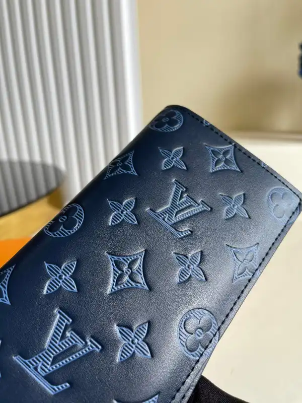 TO LOUIS VUITTON BRAZZA WALLET