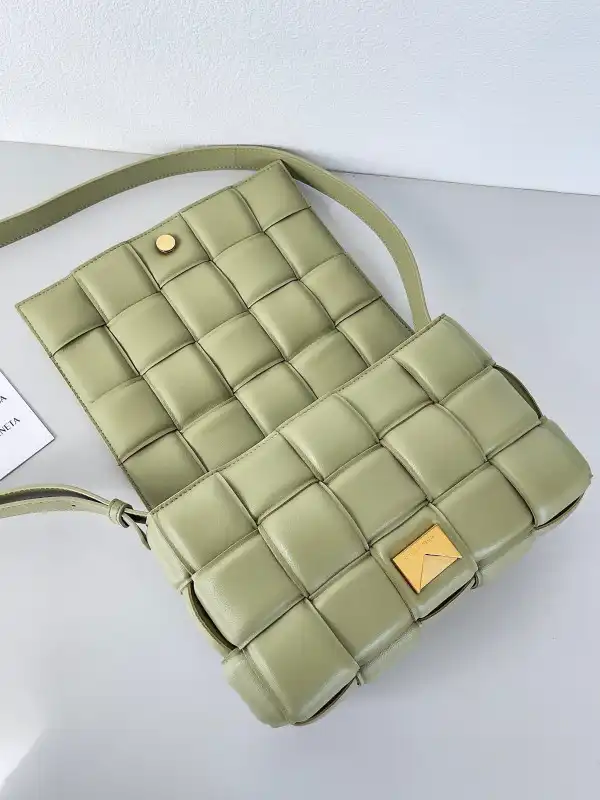 Frstbag ru BOTTEGA VENETA CASSETTE