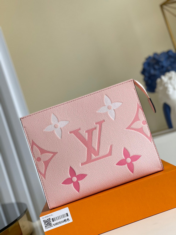 [FREE SHIPPING] LOUIS VUITTON TOILETRY POUCH 26