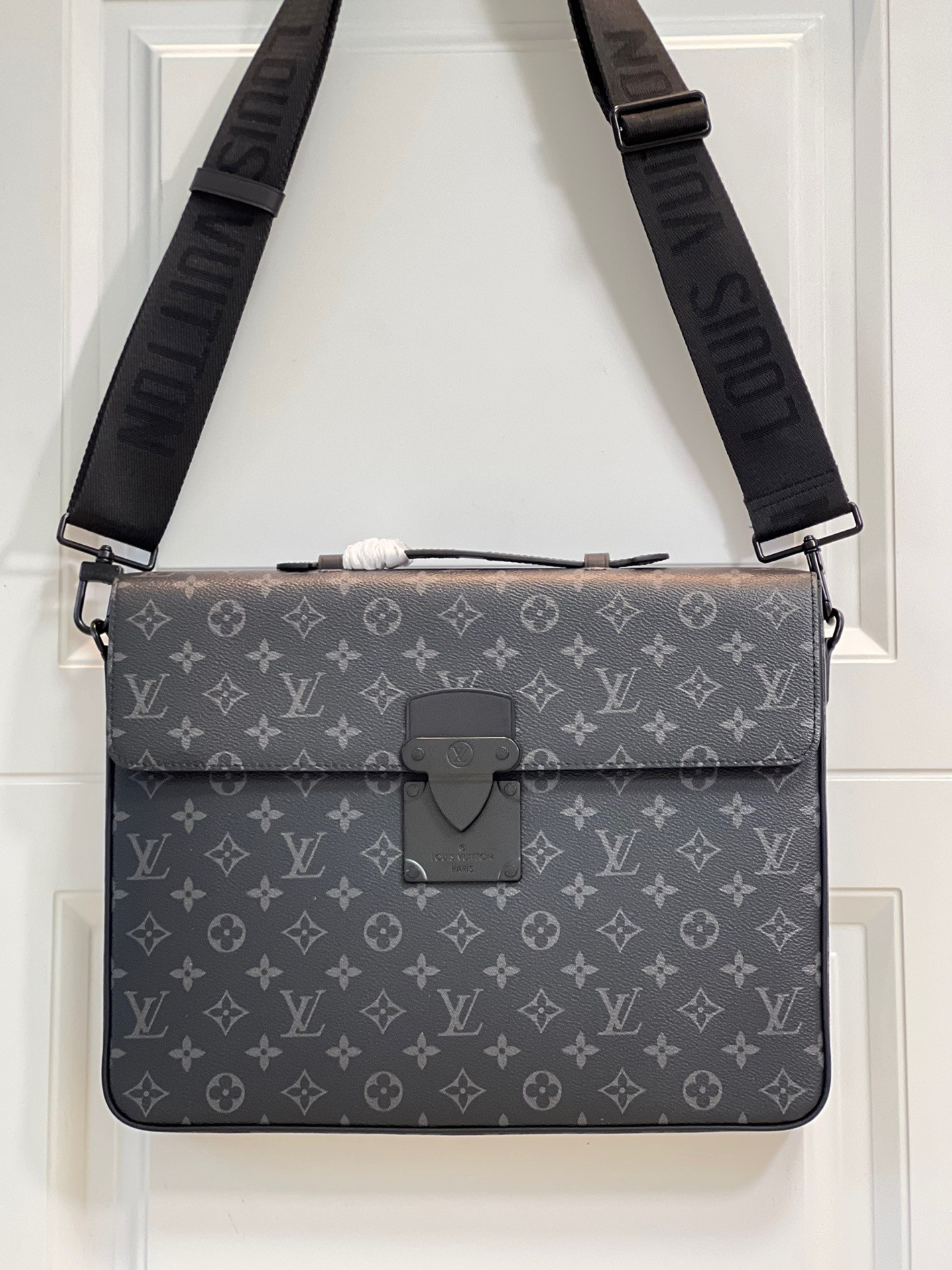 LOUIS VUITTON S LOCK BRIEFCASE