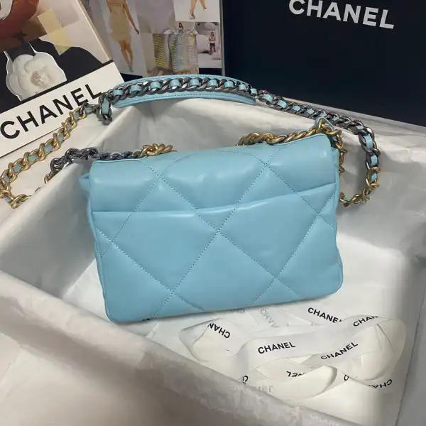 CHANEL 19 FLAP BAG