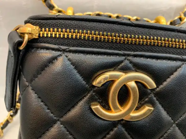 CHANEL SMALL VANITY WITH CHAIN