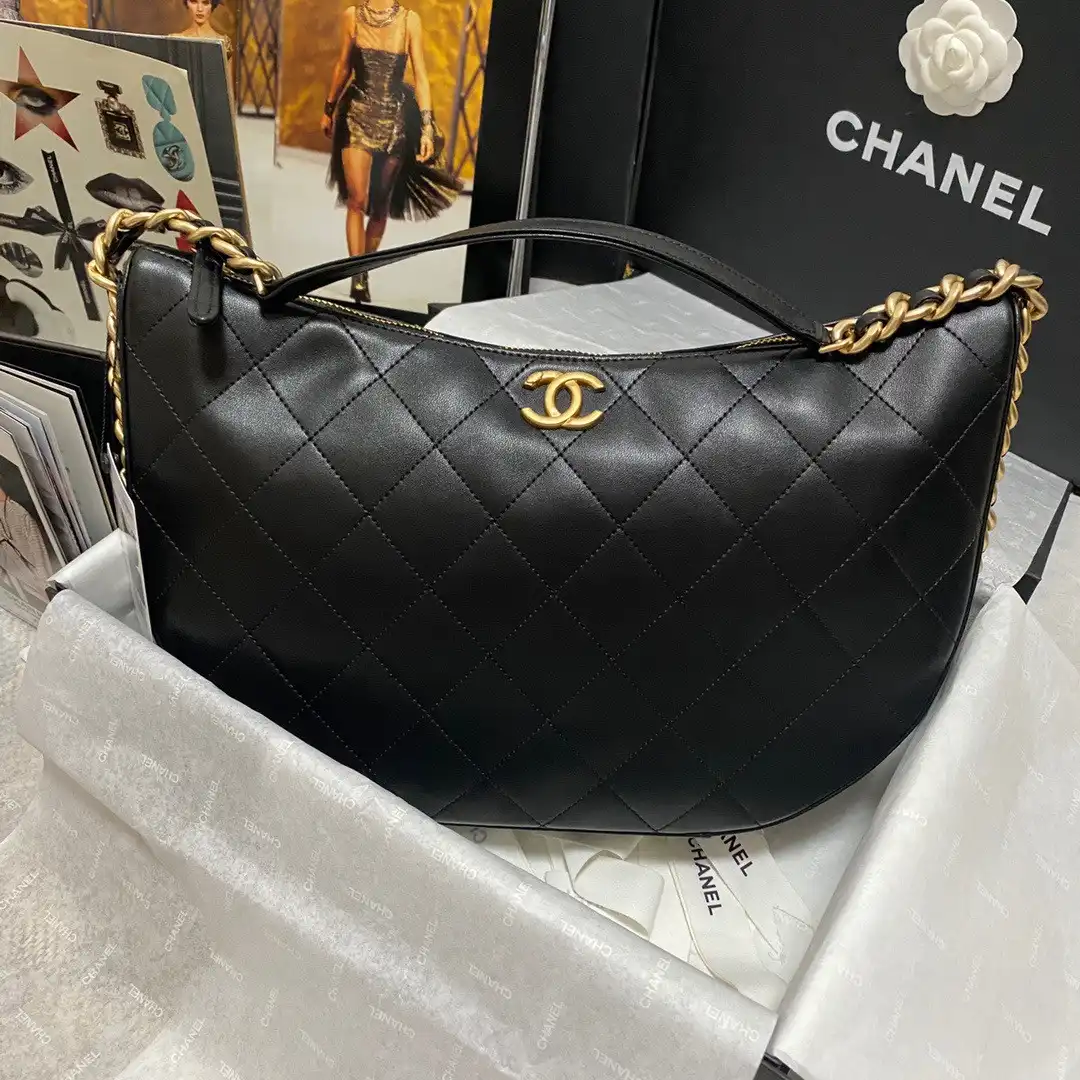 Firstbag Ru CHANEL HIPPIE BAG