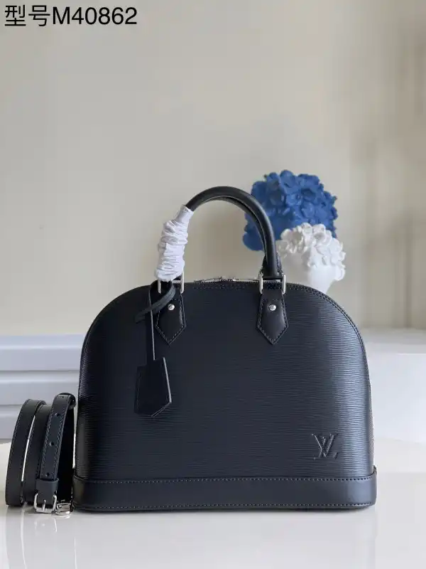 First bag ru LOUIS VUITTON ALMA PM