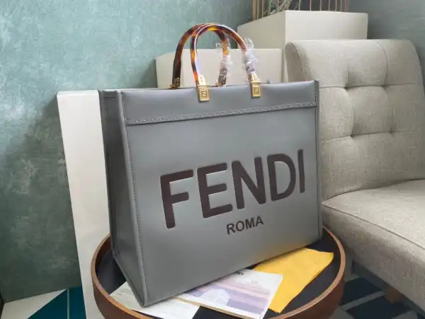 Bagsoffer yupoo FENDI SUNSHINE LARGE