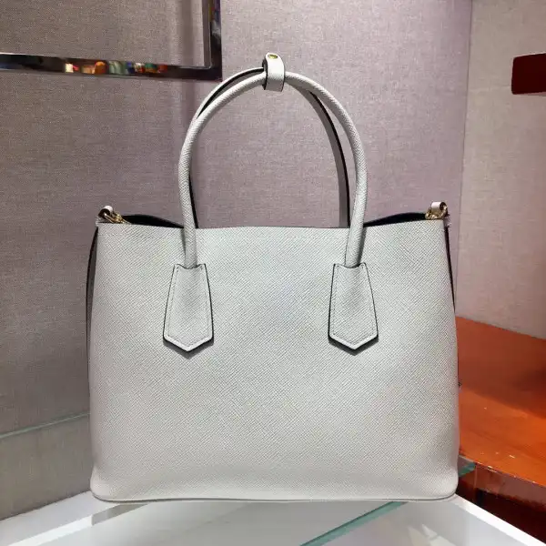 Bagsoffer PRADA Double Bag