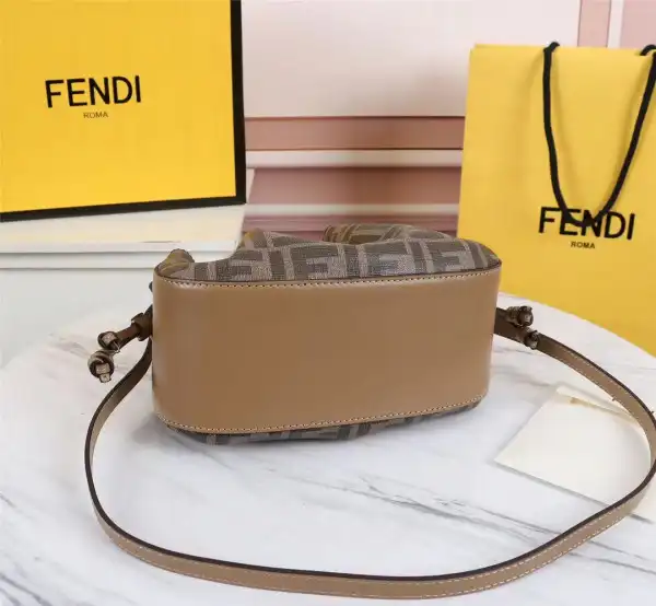 First bag ru FENDI POMODORINO MINI BAG