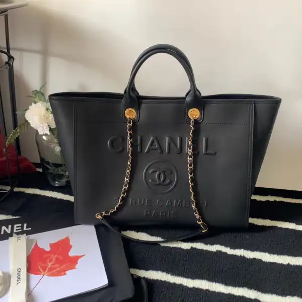 CHANEL LARGE TOTE