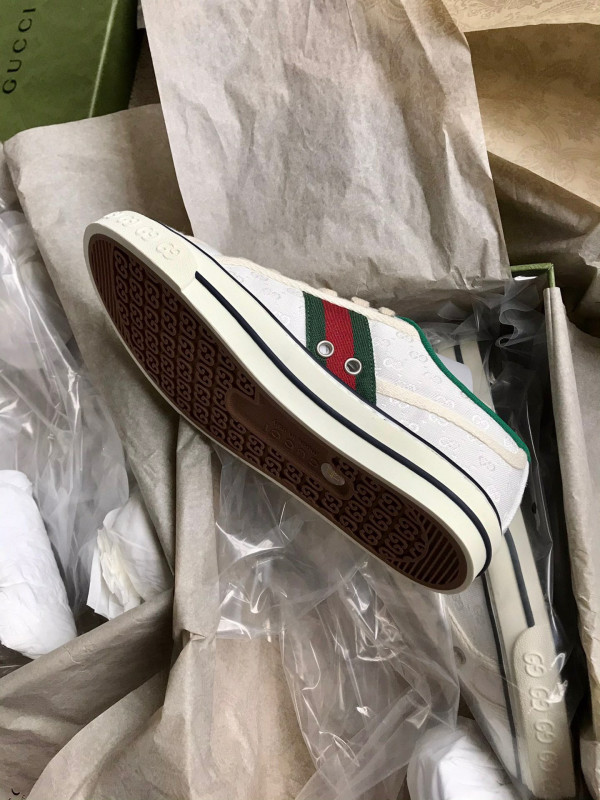 [FREE SHIPPING] GUCCI Tennis 1977 sneaker