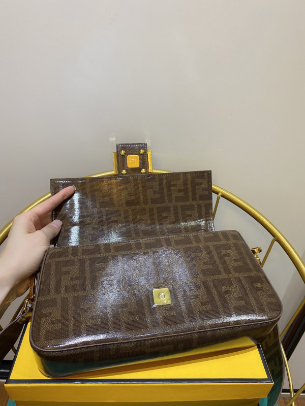 HOT SALE FENDI BAGUETTE