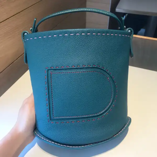 Yupoo bagsoffer DELVAUX Pin Mini Bucket