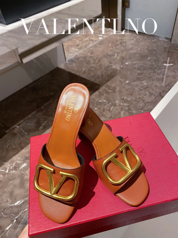 HOT SALE VALENTINO VLOGO SIGNATURE SLIDE SANDAL